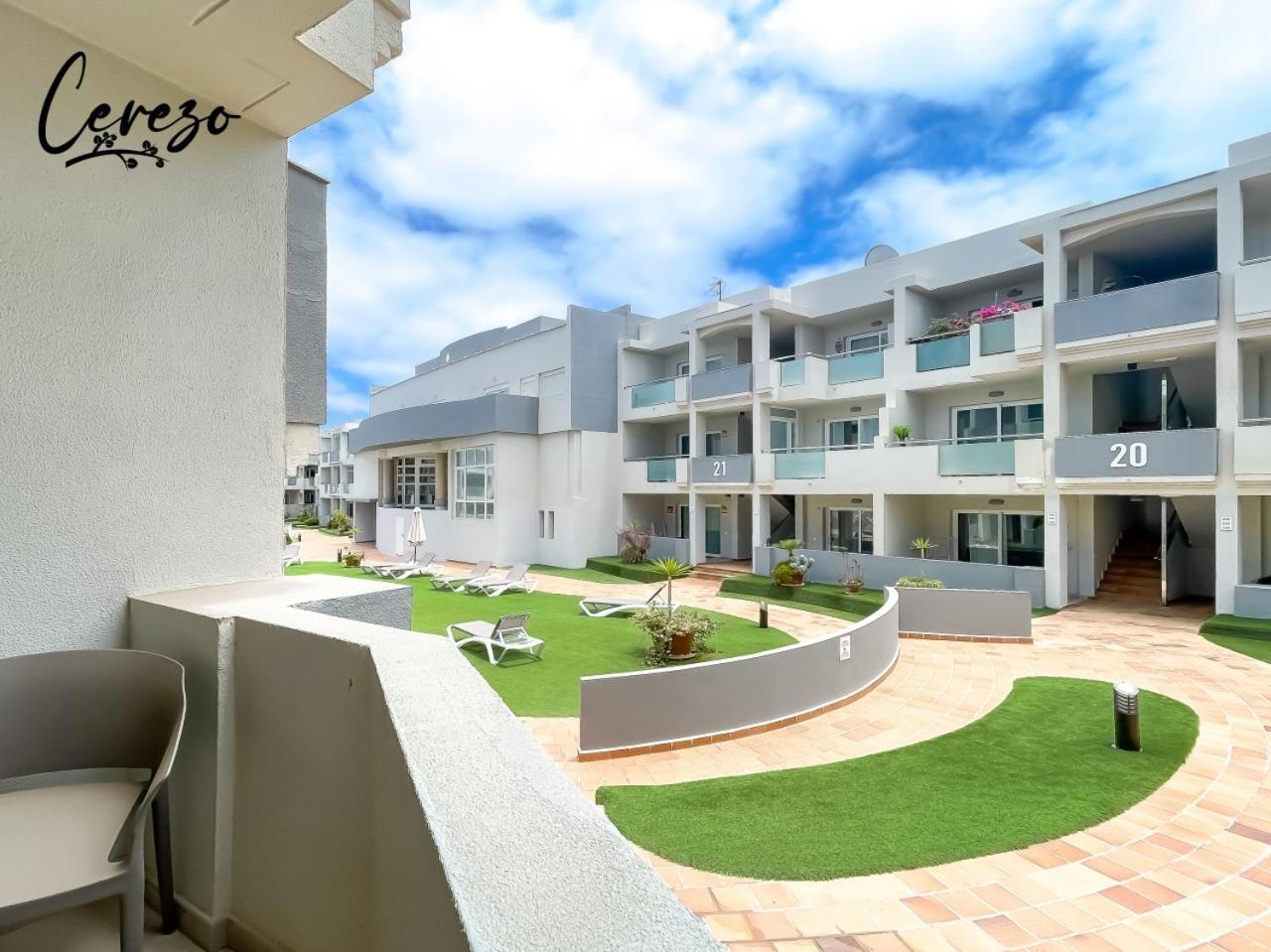 B-Rent Corralejo Sun Cerezo Pool Apartment Exterior photo
